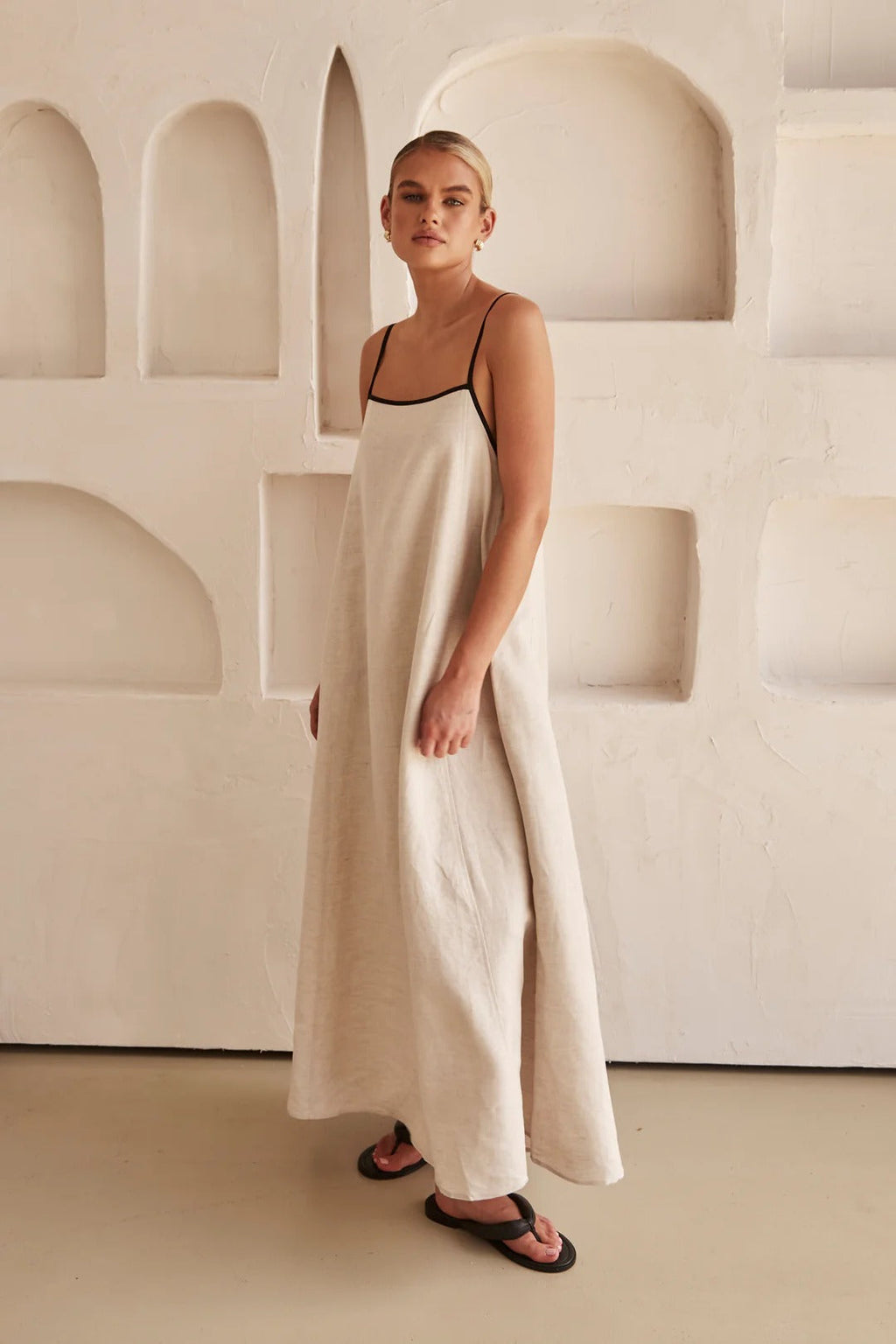 Contrast-Trim Square Neck Maxi Sundress