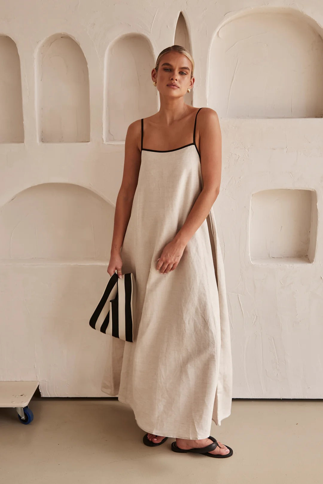 Contrast-Trim Square Neck Maxi Sundress
