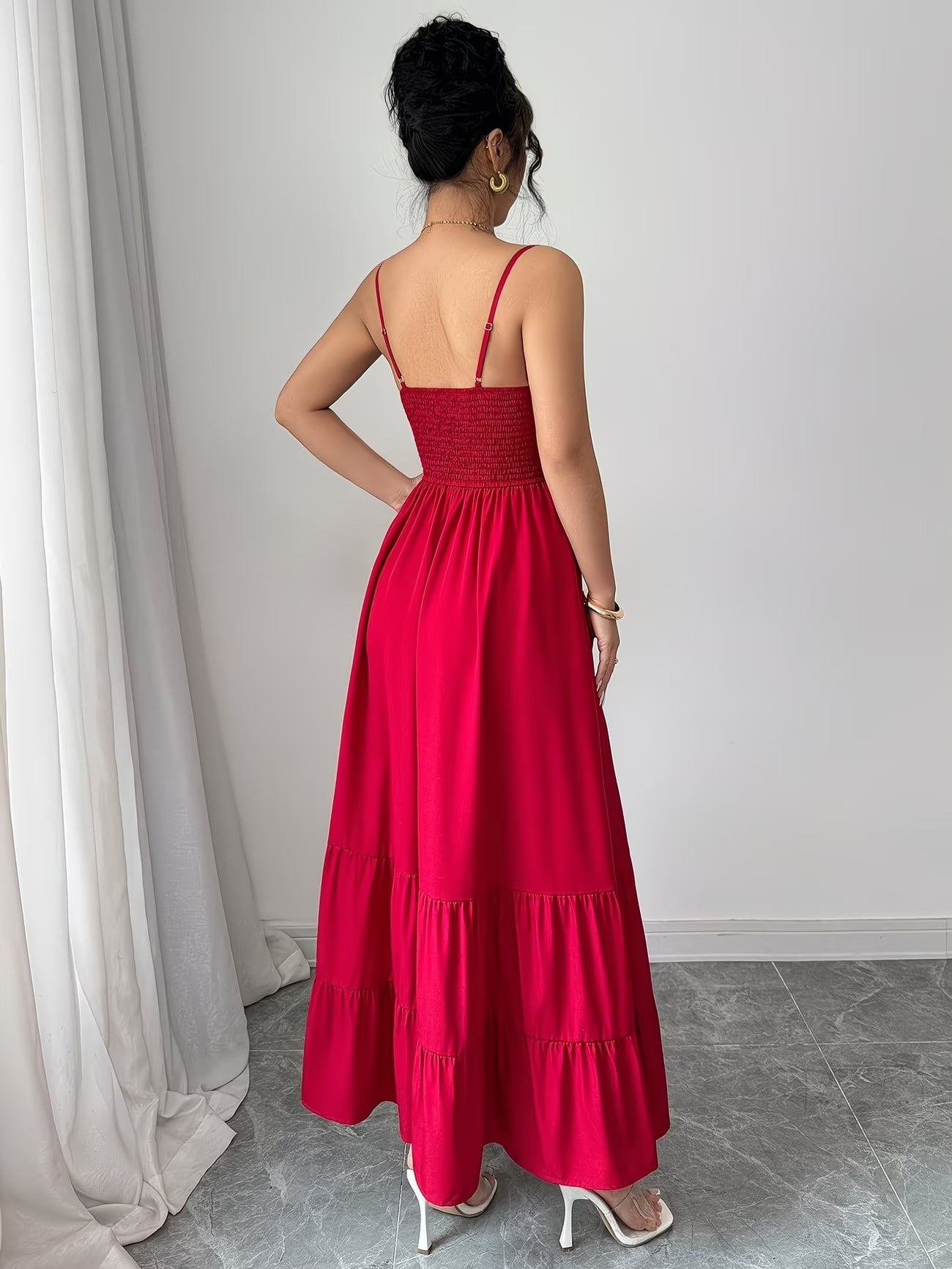 Women's Sweetheart Maxi Dress with Tiered Hem